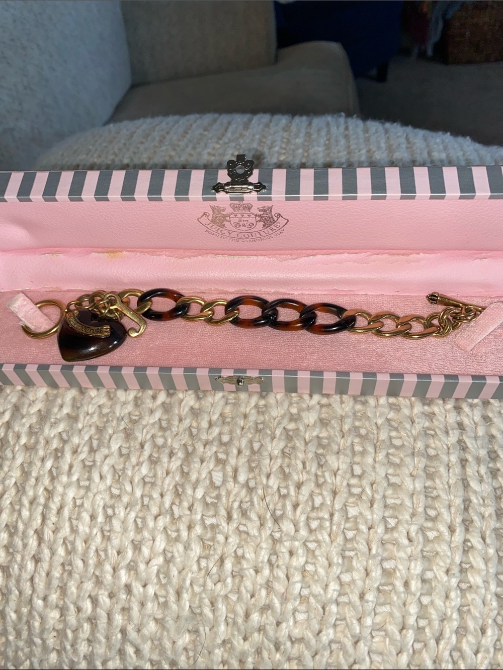 Juicy Couture Tortoiseshell and Gold Link Bracelet with Heart Charm